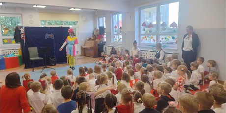 Powiększ grafikę: piksel-w-akcji-spotkanie-z-akademia-artystyczna-art2you-653615.jpg