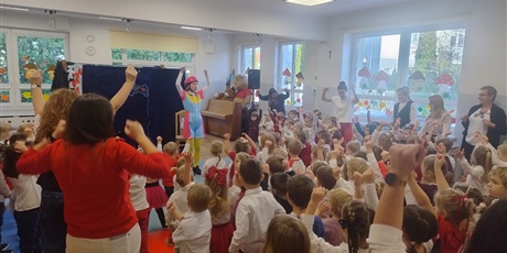 Powiększ grafikę: piksel-w-akcji-spotkanie-z-akademia-artystyczna-art2you-653618.jpg