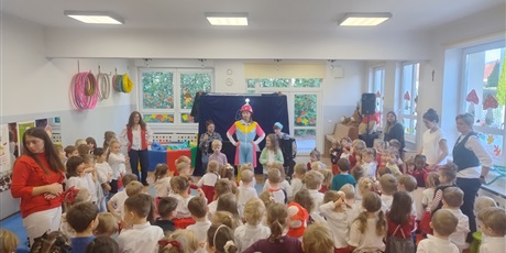 Powiększ grafikę: piksel-w-akcji-spotkanie-z-akademia-artystyczna-art2you-653629.jpg