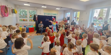 Powiększ grafikę: piksel-w-akcji-spotkanie-z-akademia-artystyczna-art2you-653632.jpg