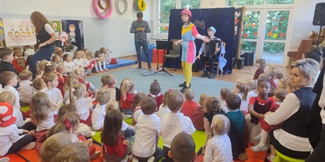 Powiększ grafikę: piksel-w-akcji-spotkanie-z-akademia-artystyczna-art2you-653637.jpg