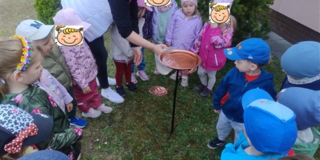 Powiększ grafikę: poidelko-dla-ptakow-i-owadow-w-ramach-programu-zielona-edukacja-692830.jpg