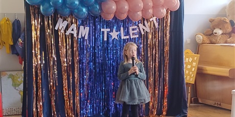Powiększ grafikę: przedszkolny-konkurs-mam-talent-683770.jpg