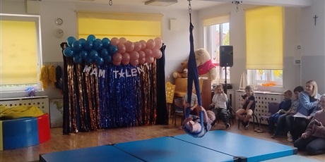 Powiększ grafikę: przedszkolny-konkurs-mam-talent-683777.jpg