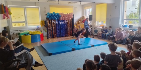 Powiększ grafikę: przedszkolny-konkurs-mam-talent-683787.jpg