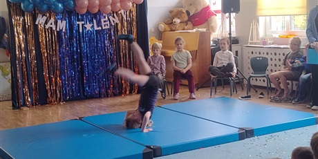 Powiększ grafikę: przedszkolny-konkurs-mam-talent-683790.jpg