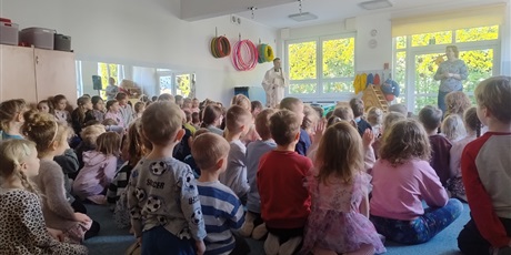 Powiększ grafikę: rekolekcje-681333.jpg