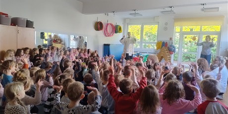 Powiększ grafikę: rekolekcje-681334.jpg