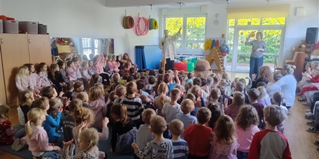 Powiększ grafikę: rekolekcje-681337.jpg