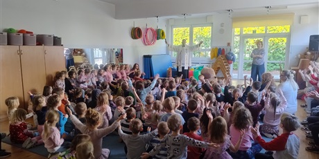 Powiększ grafikę: rekolekcje-681345.jpg