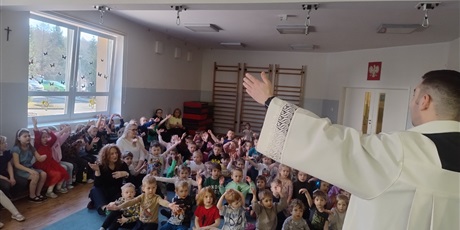 Powiększ grafikę: rekolekcje-681349.jpg