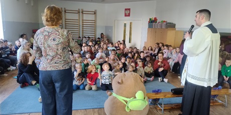 Powiększ grafikę: rekolekcje-681355.jpg