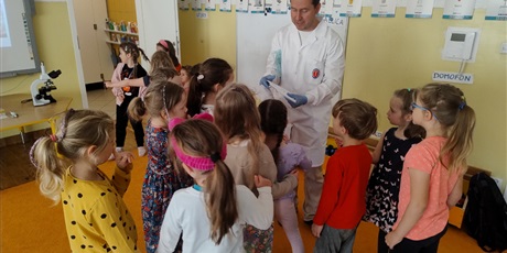 Powiększ grafikę: rodzic-partnerem-edukacji-625143.jpg