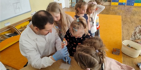 Powiększ grafikę: rodzic-partnerem-edukacji-625153.jpg