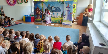 Powiększ grafikę: roszpunka-spotkanie-z-teatrem-713246.jpg