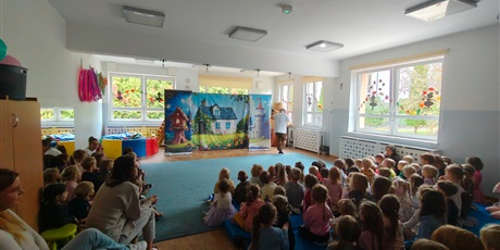 Powiększ grafikę: roszpunka-spotkanie-z-teatrem-713251.jpg