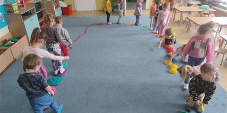 Powiększ grafikę: ruch-to-zdrowie-w-ramach-programu-kubusiowi-przyjaciele-natury-672631.jpg