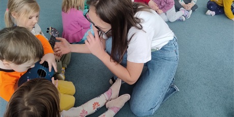 Powiększ grafikę: rytmika-675452.jpg