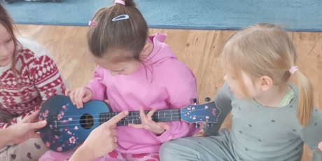 Powiększ grafikę: rytmika-675456.jpg