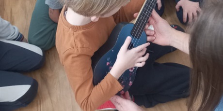 Powiększ grafikę: rytmika-675459.jpg