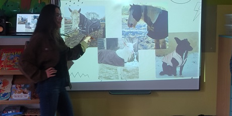 Powiększ grafikę: spotkanie-z-emilia-wolontariuszka-z-fundacji-kucykowo-683813.jpg