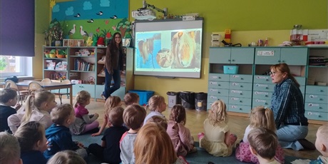 Powiększ grafikę: spotkanie-z-emilia-wolontariuszka-z-fundacji-kucykowo-683818.jpg