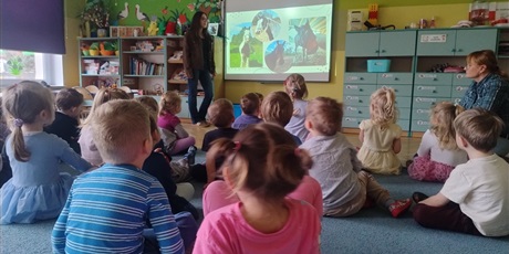 Powiększ grafikę: spotkanie-z-emilia-wolontariuszka-z-fundacji-kucykowo-683819.jpg