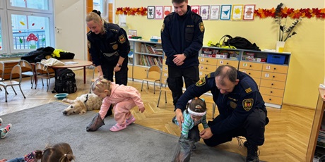 Powiększ grafikę: spotkanie-ze-straza-miejska-656887.jpg