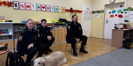 Powiększ grafikę: spotkanie-ze-straza-miejska-656888.jpg