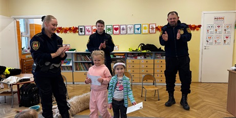 Powiększ grafikę: spotkanie-ze-straza-miejska-656891.jpg