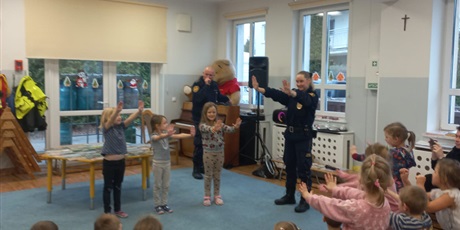 Spotkanie ze Strażą Miejską cz. 2 Uważaj - dzikie zwierzęta w mieście.