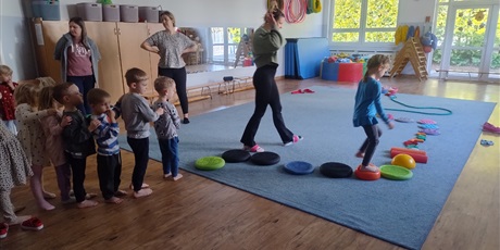 Powiększ grafikę: swiatowy-dzien-zespolu-downa-681313.jpg