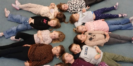 Powiększ grafikę: swiatowy-dzien-zyczliwosci-659599.jpg