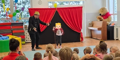 Powiększ grafikę: teatr-gargulec-kulisy-teatru-674639.jpg