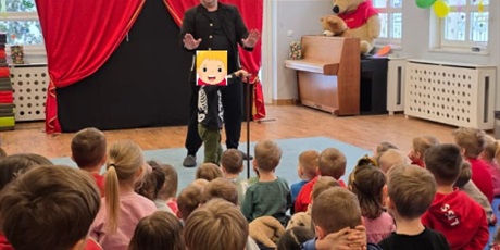 Powiększ grafikę: teatr-gargulec-kulisy-teatru-674642.jpg