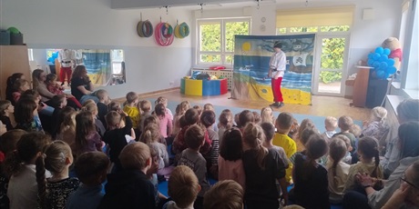Powiększ grafikę: teatr-horyzont-niebezpieczne-zabawy-nad-woda-693816.jpg