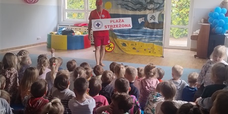 Powiększ grafikę: teatr-horyzont-niebezpieczne-zabawy-nad-woda-693827.jpg