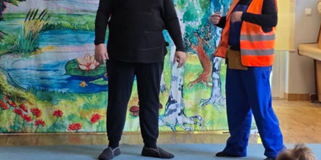 Powiększ grafikę: teatrzyk-gargulec-ratujmy-las-689098.jpg