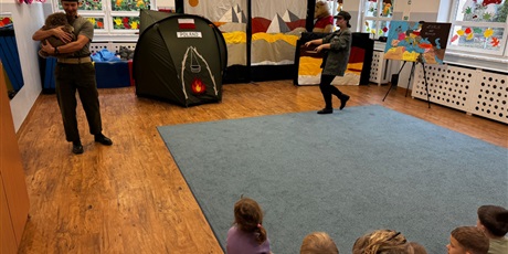 Powiększ grafikę: teatrzyk-pt-historia-misia-wojtka-656931.jpg