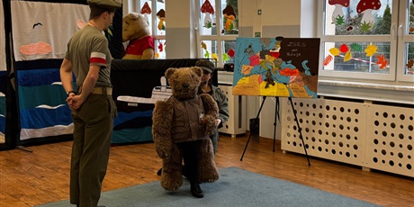 Powiększ grafikę: teatrzyk-pt-historia-misia-wojtka-656941.jpg