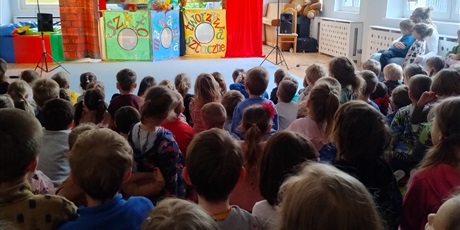 Powiększ grafikę: teatrzyk-qfer-smieciowisko-611064.jpg