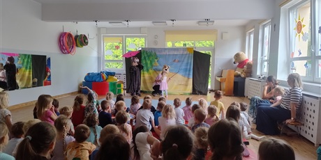 Powiększ grafikę: teatrzyk-reksio-i-jego-przygody-635046.jpg