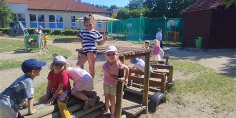 Powiększ grafikę: wakacyjny-czas-708248.jpg