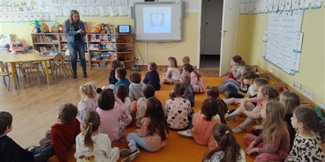 Powiększ grafikę: warsztaty-z-fundacja-na-pomoscie-milosci-614864.jpg