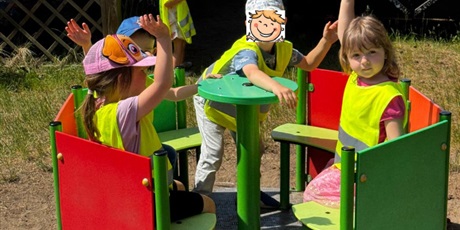 Powiększ grafikę: wycieczka-na-farme-strusi-w-kniewie-699105.jpg