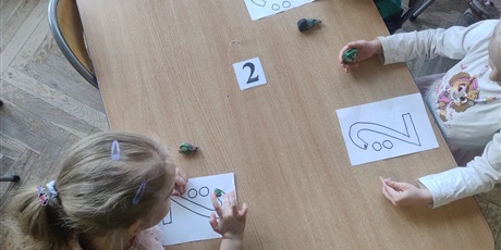 Powiększ grafikę: zabawy-matematyczne-678651.jpg