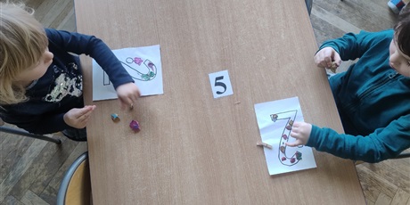 Powiększ grafikę: zabawy-matematyczne-678654.jpg