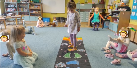 Powiększ grafikę: zabawy-ruchowe-i-umuzykalniajace-649822.jpg