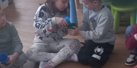 Powiększ grafikę: zabawy-sensoryczne-669716.jpg