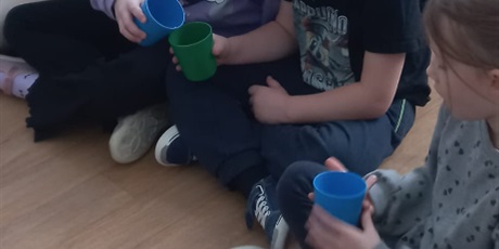 Powiększ grafikę: zabawy-sensoryczne-669719.jpg